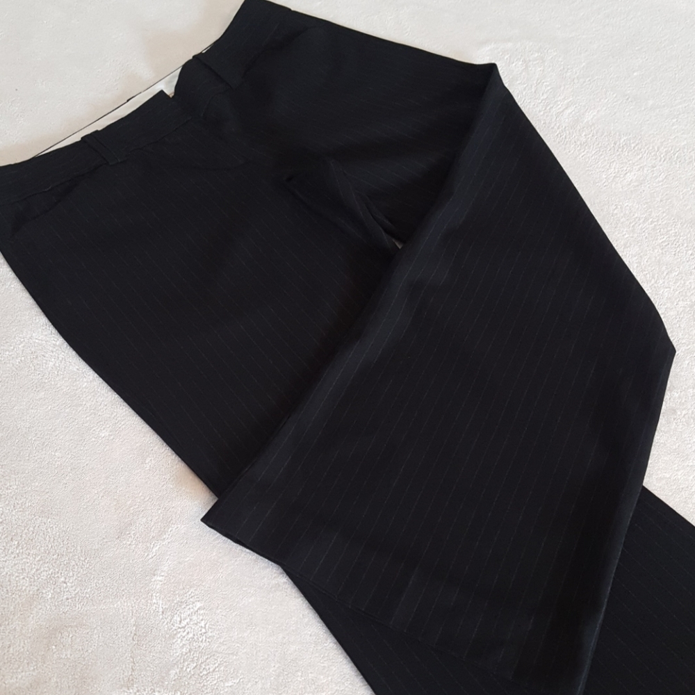 The Limited pin stripe drew pants size 8